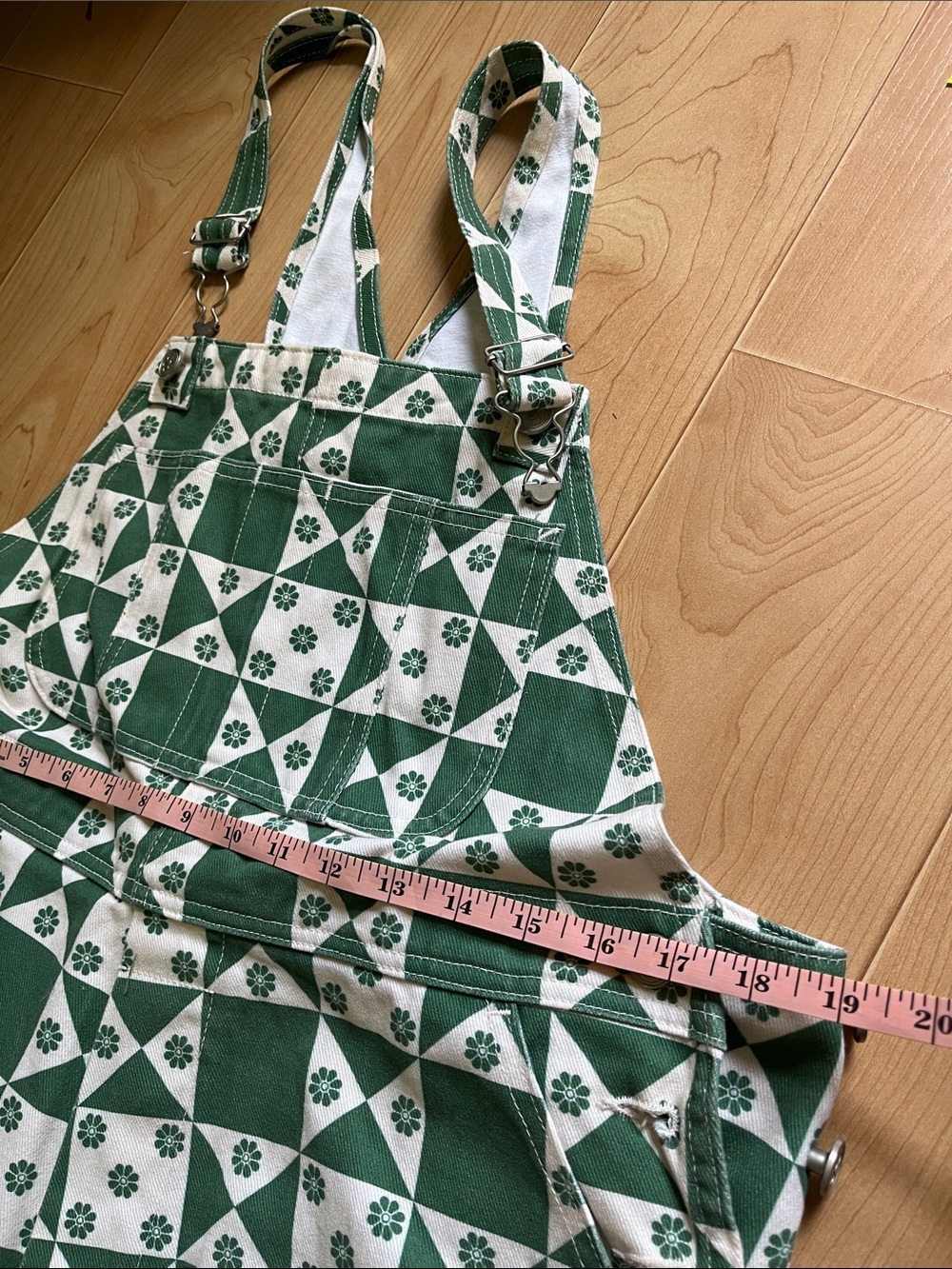 Lisa Says Gah Women's Green Dungarees-overalls geometric floral - Picture 2 of 4